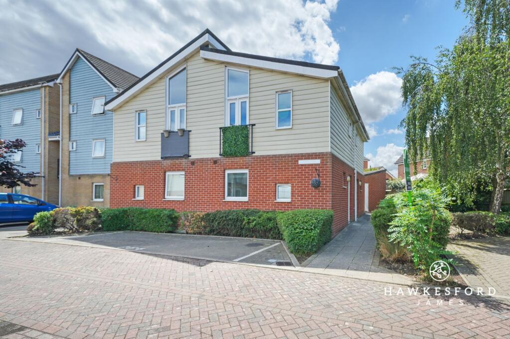 Onyx Drive, Sittingbourne - Front