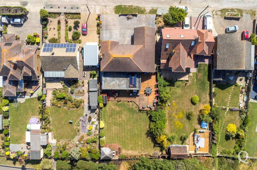 e7b10481-4d8e-4b1...