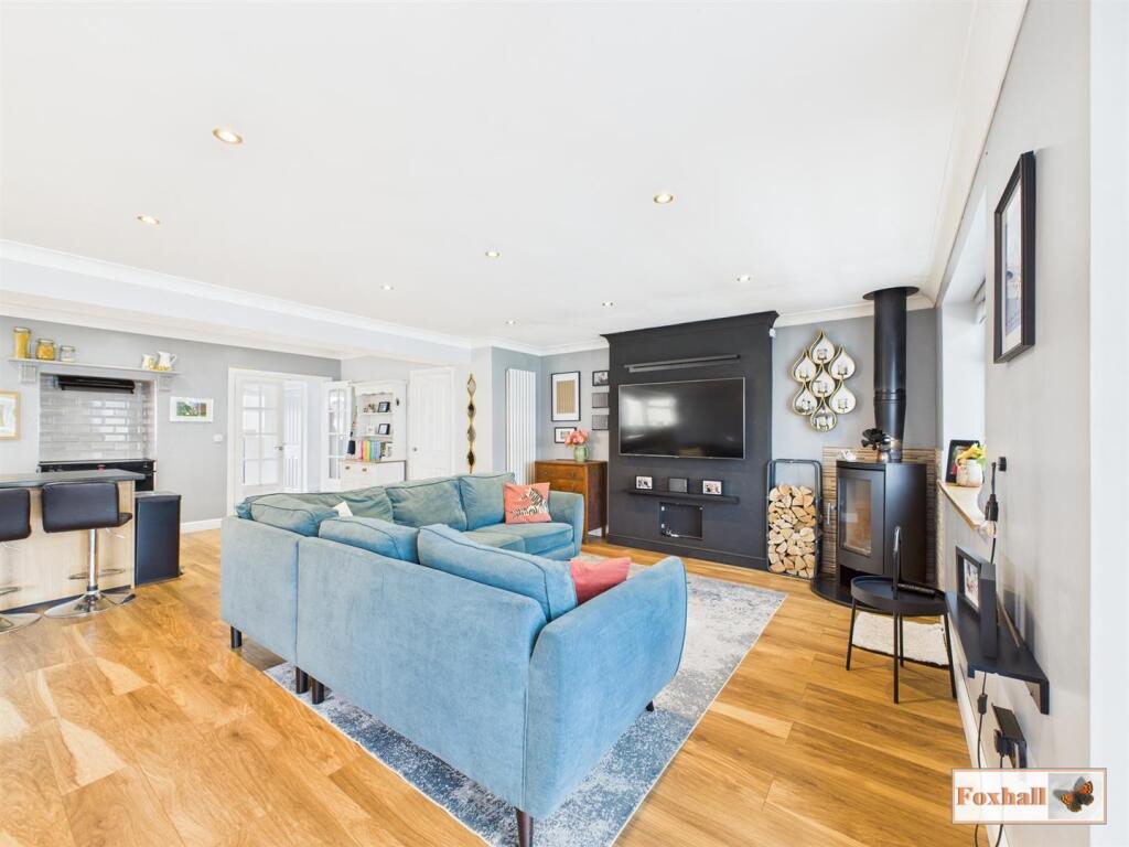 Kitchen / Diner / Family Room