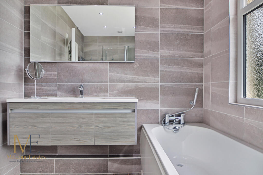Bathroom_2
