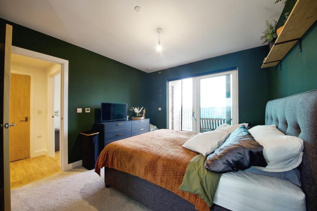 Bedroom (2)