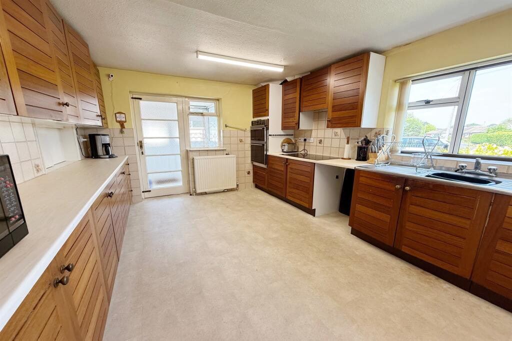 Kitchen Breakfast Ro