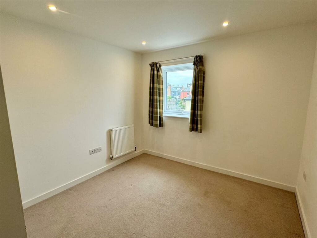 8 Tre Lowen Bedroom 2