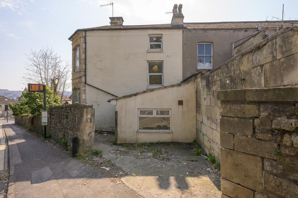 2 Newbridge Road-...