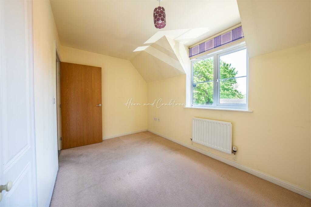 Doe Close, Penylan, HernCrabtree (14).jpg