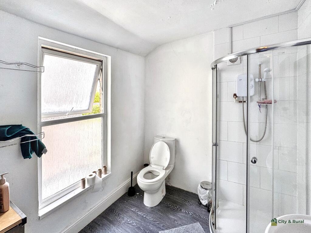 Shower Room 2 T202507221244.jpg