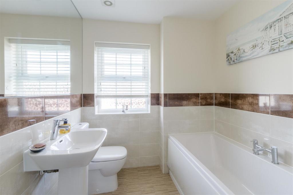 16 Dunbar Way [HIGHres] 025.jpg