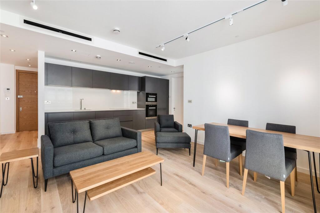 Kitchen/Reception