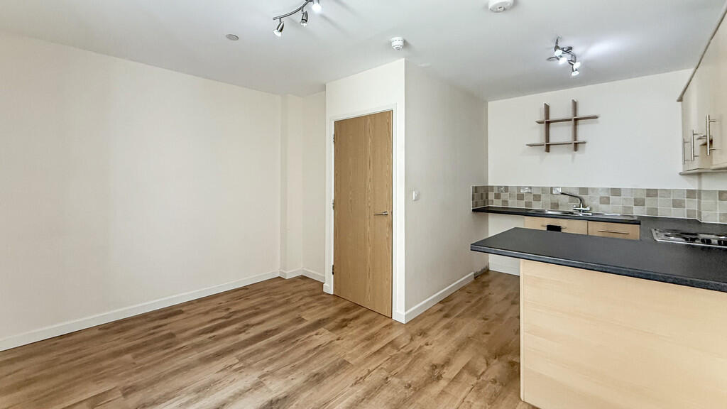 Kitchen/dining ro...