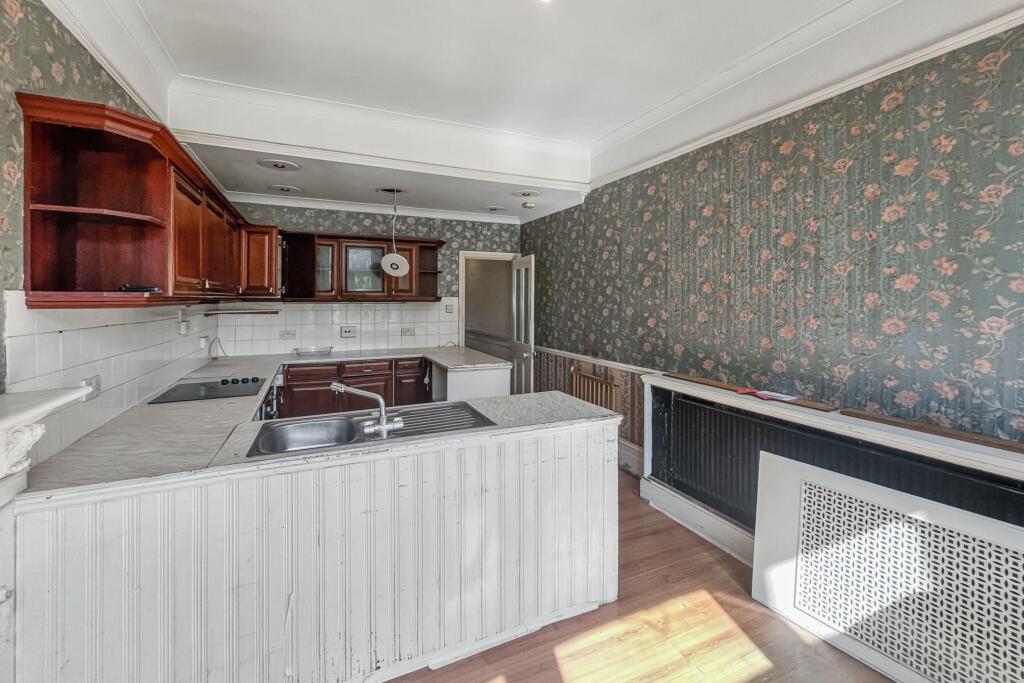 56 Englewood Road, Clapham South, London SW12 9NY