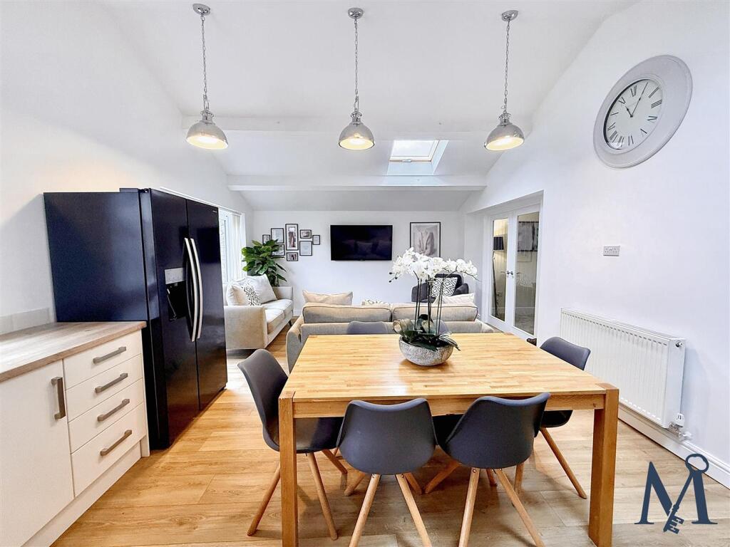Living Kitchen Diner
