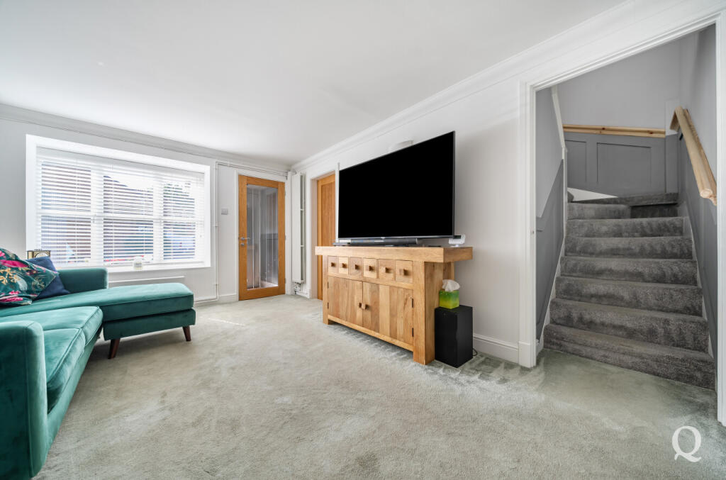 09c0ebad-924f-494...