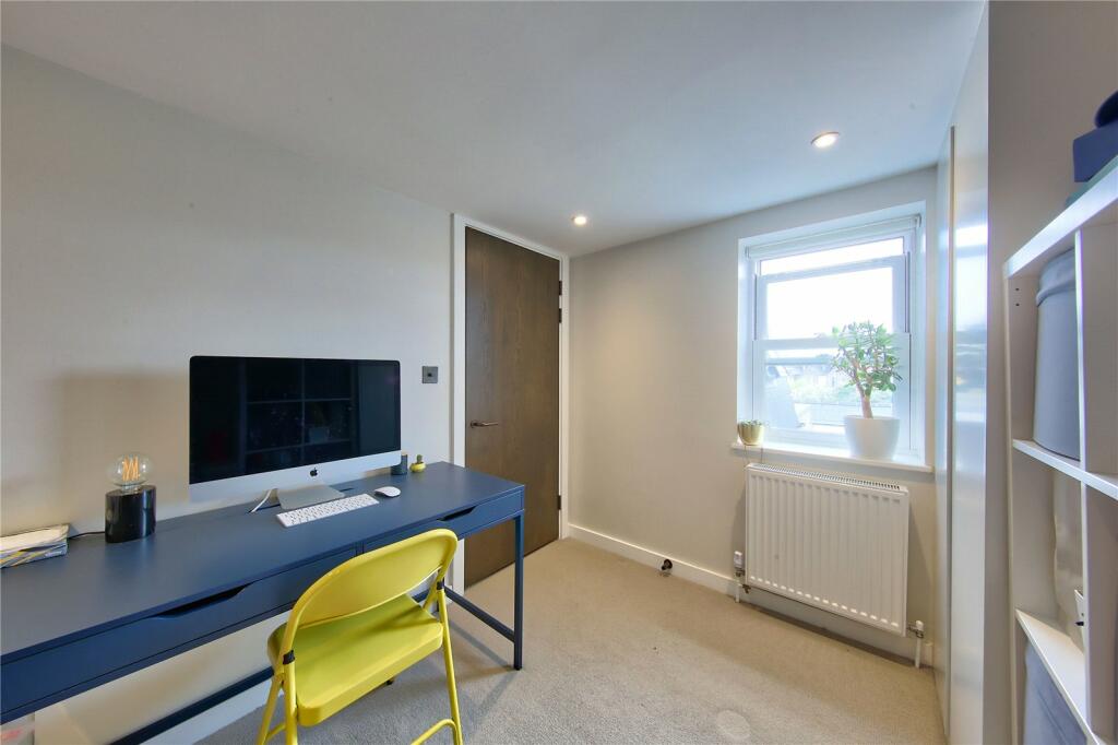 Picture No. 04
