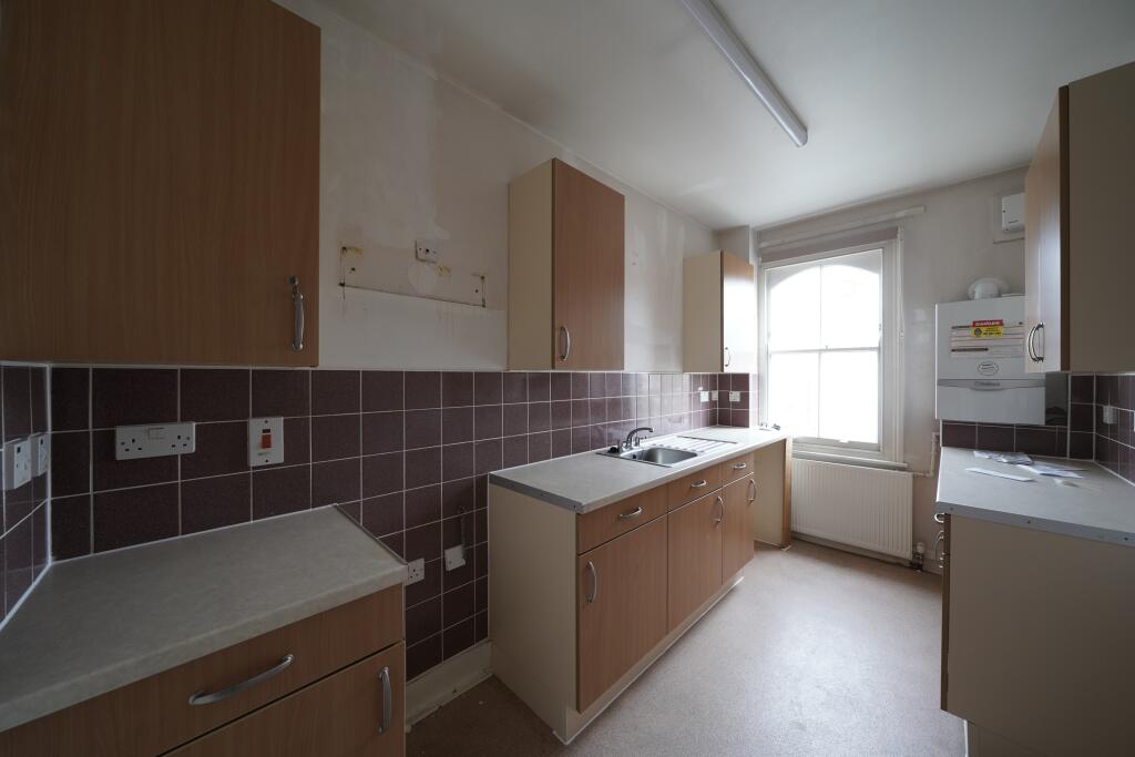 Flat 19C St Lawrence Terrace, North Kensington, London, W10 5SU