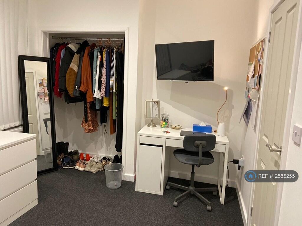Room 4