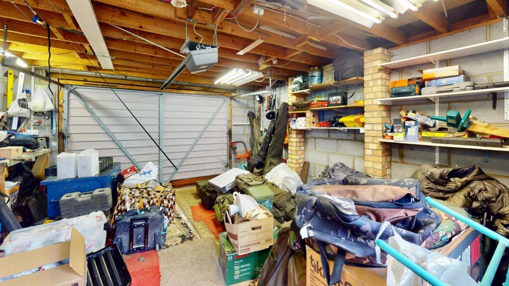 15-Coombewood-Drive-09182025_163352.jpg
