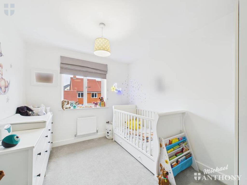 CAM03218G0-PR0790-STILL009-thumbnail-h750-70