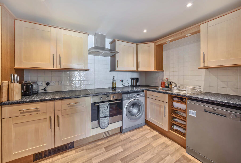 1310437-21-684c04...