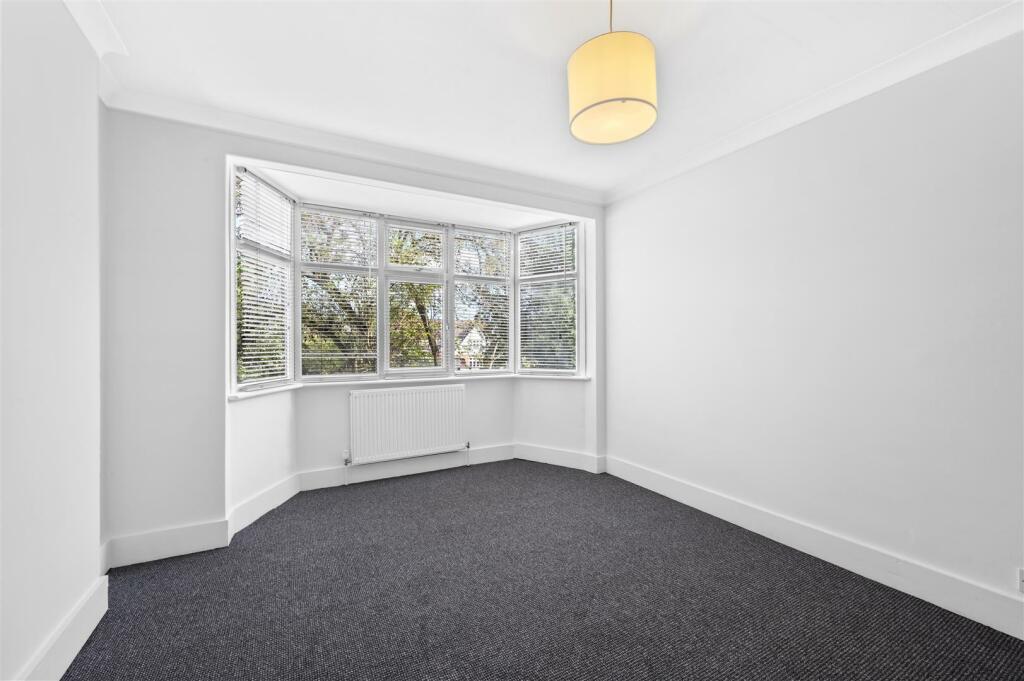 137 Bushey Road,18 .jpg
