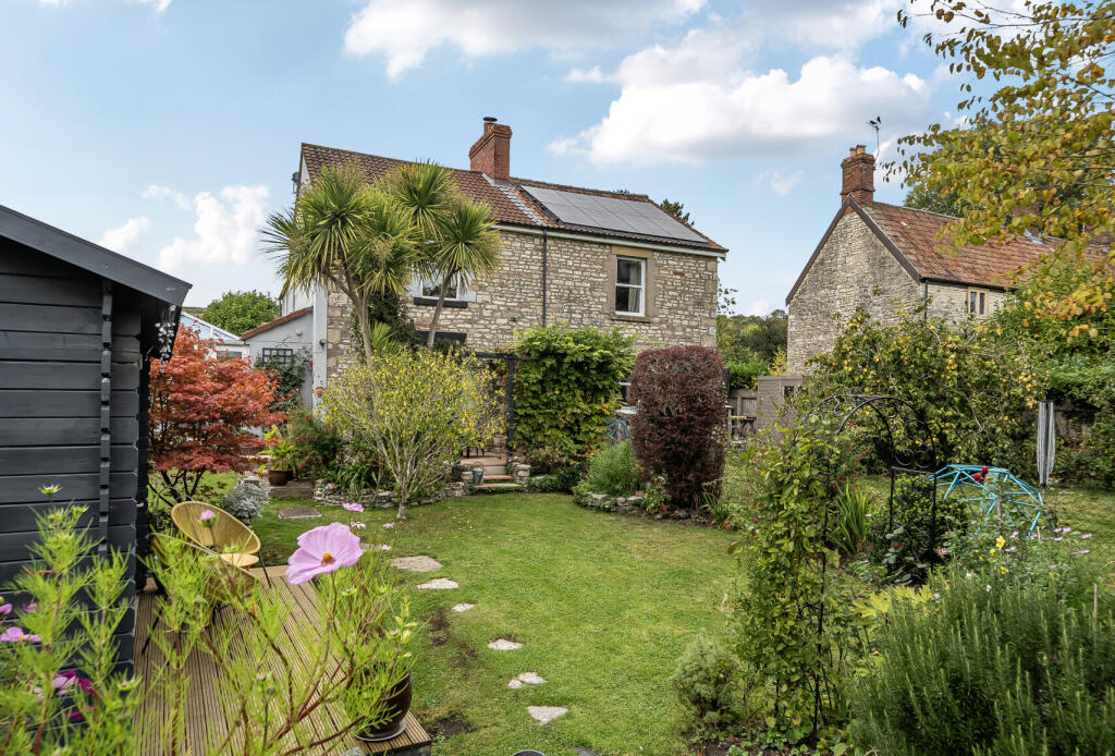 1361359-3-68dab0e...