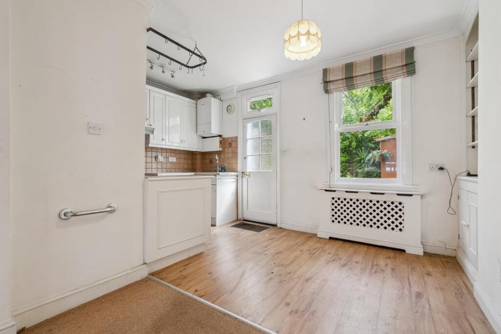 61 Leyton road SW19 001.jpg