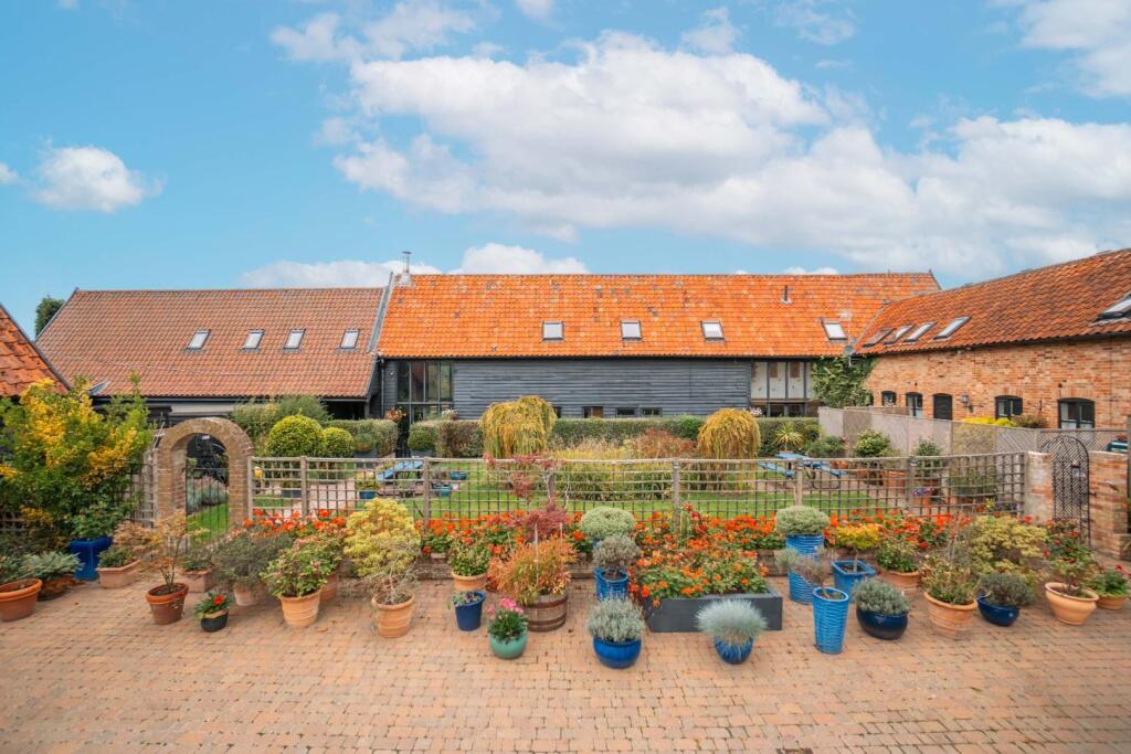 Clam Farm Barn-06.jpg