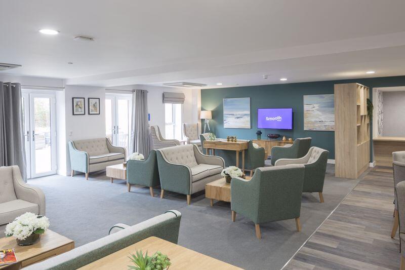 COMMUNAL LOUNGE