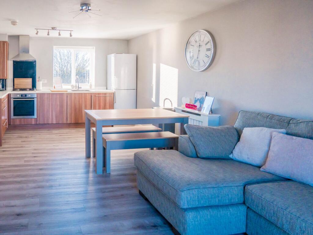 Kitchen/Lounge