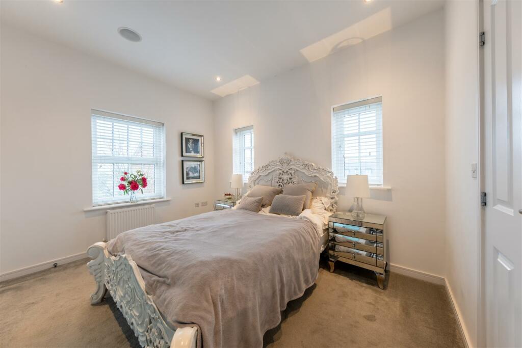 27 Hazelhurst Way-015.jpg