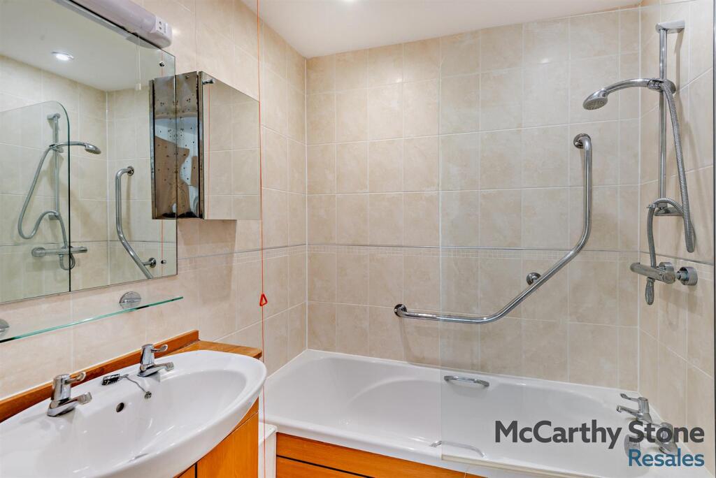 8653732-interior08-800.jpg