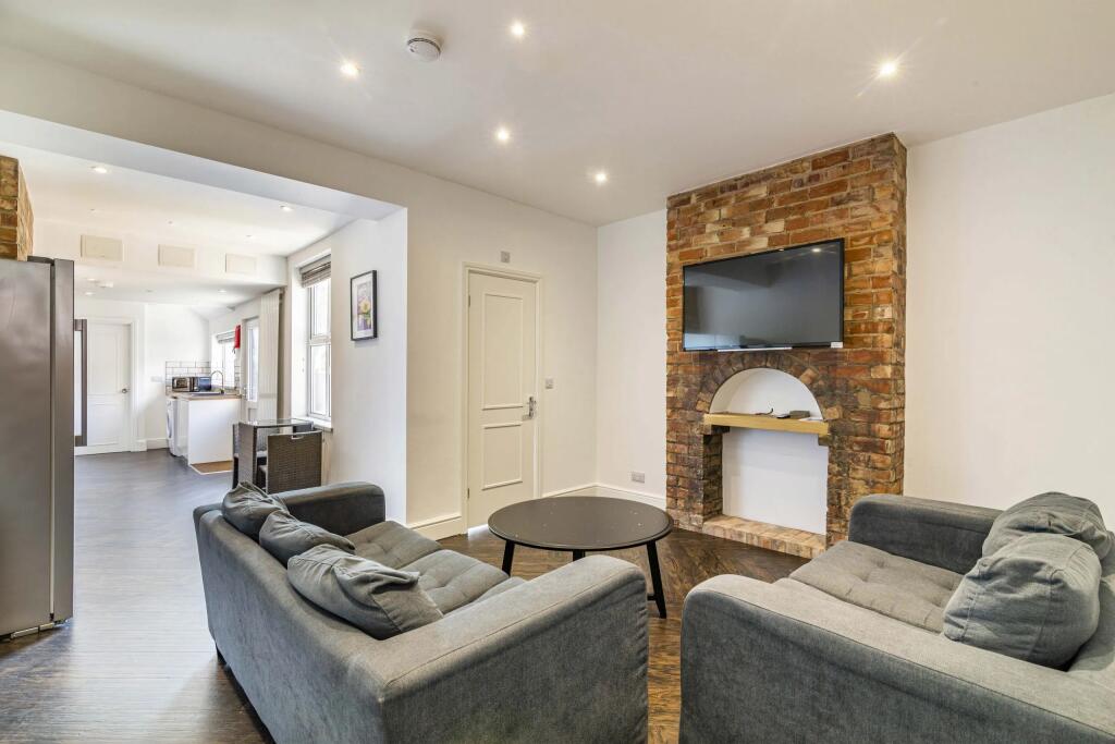 5-bed-student-property---bills-included-image-5.jpg