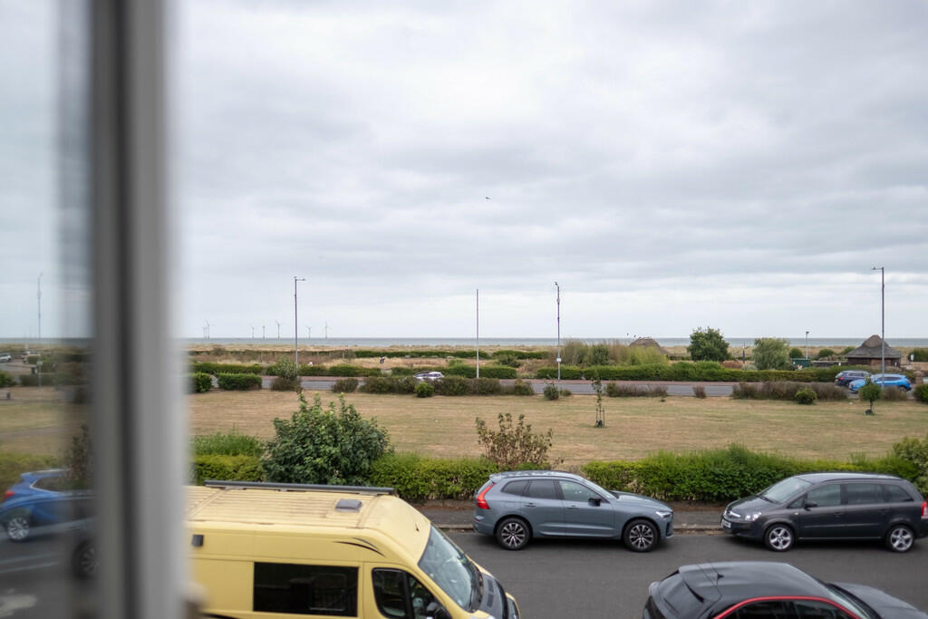 Prime seafront po...