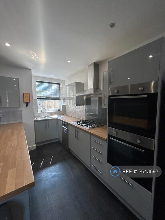 Communal Kitchen