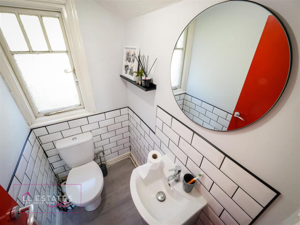 117 Cwm Road-78.jpg