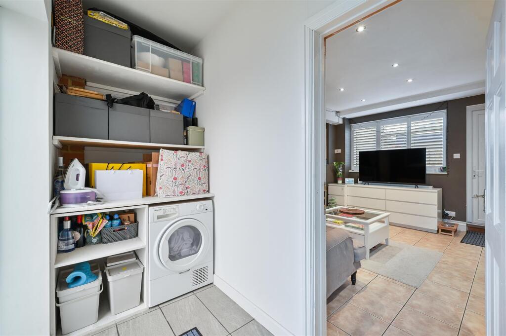 ATROBUS CLOSE, 1- (33).jpg