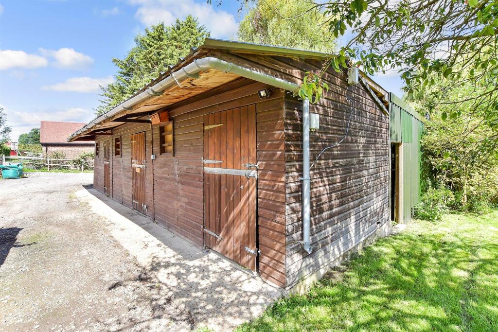 Workshop/Outbuildings