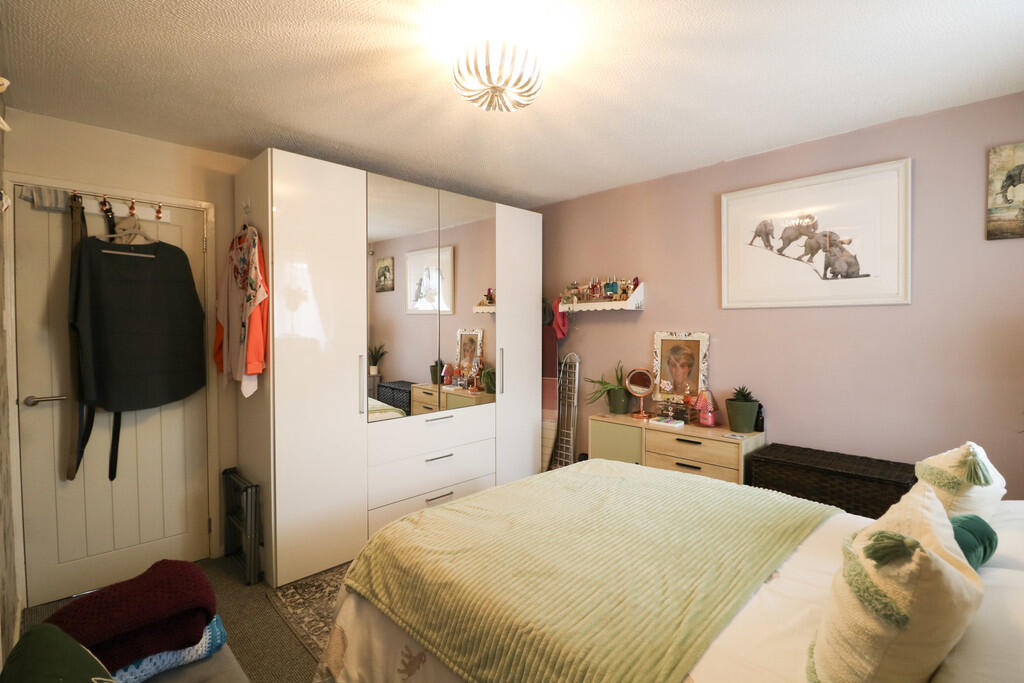 Master Bedroom1.1