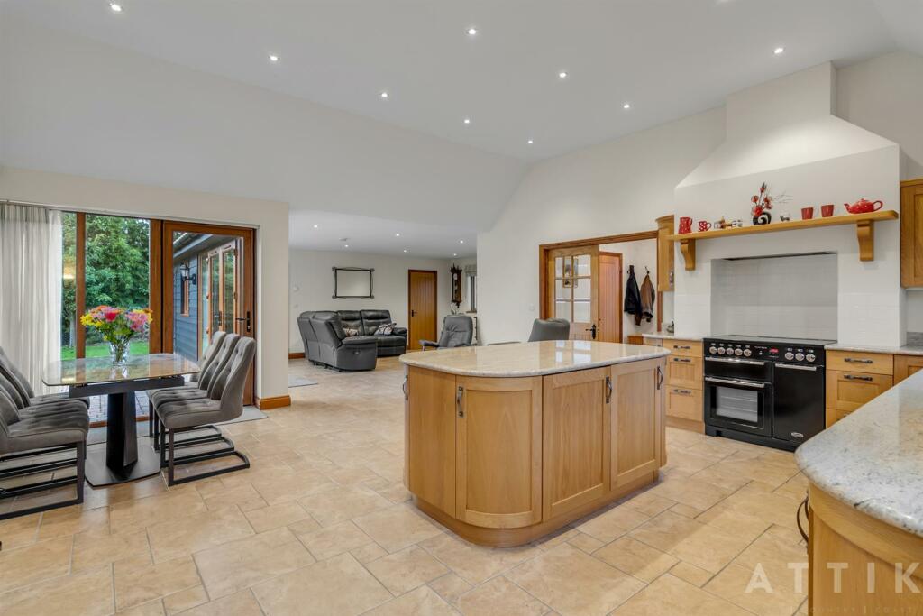 The Buntings, Southwold Road Blyford, Halesworth I