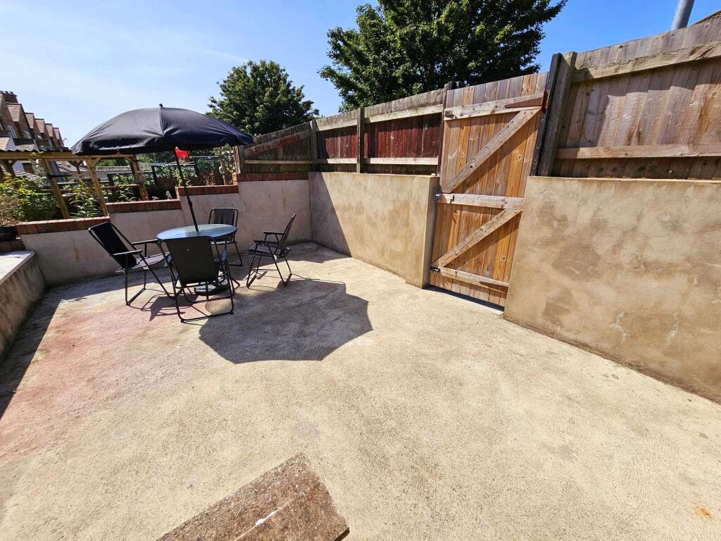 f777fef2-1ff1-45b5-8626-20551e32238a