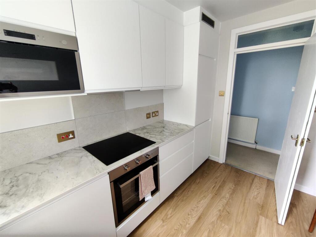 05_kitchen.jpg