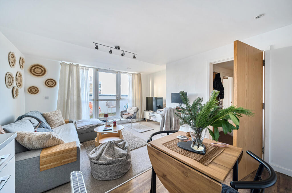 1388548-29-694561...