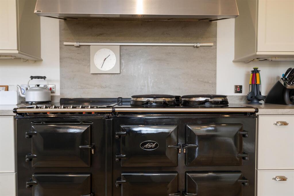 14 Brueton Avenue_39.jpg