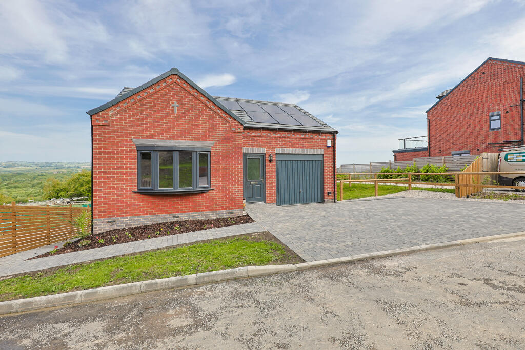 Front5 T202506131353.jpg