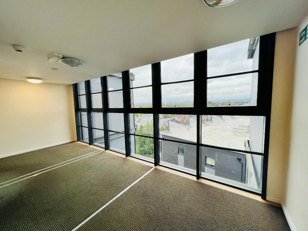 8th floor