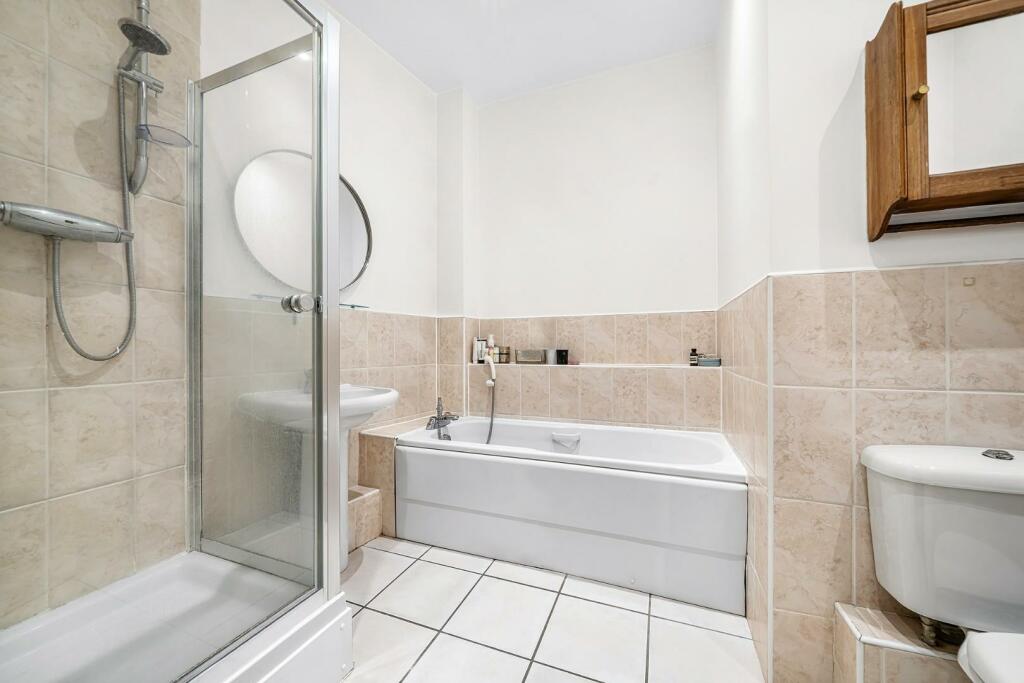 En suite.jpg