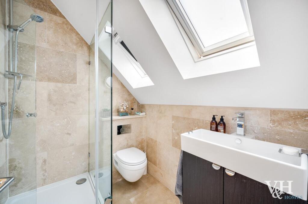 family bathroom.jpg