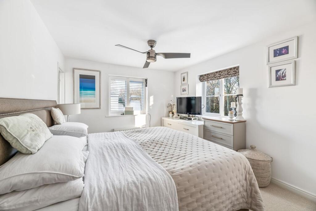 Crownford Crescent, Warrington, WA4