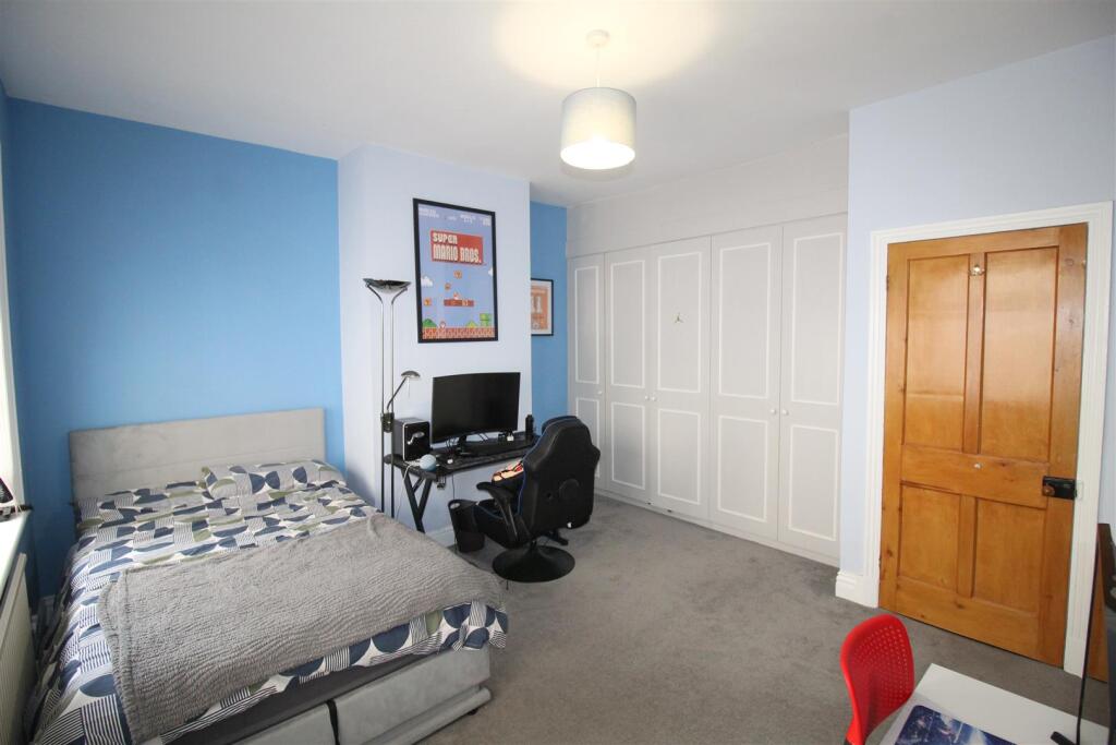 Cartmell Road, 13 Bedroom Two.JPG