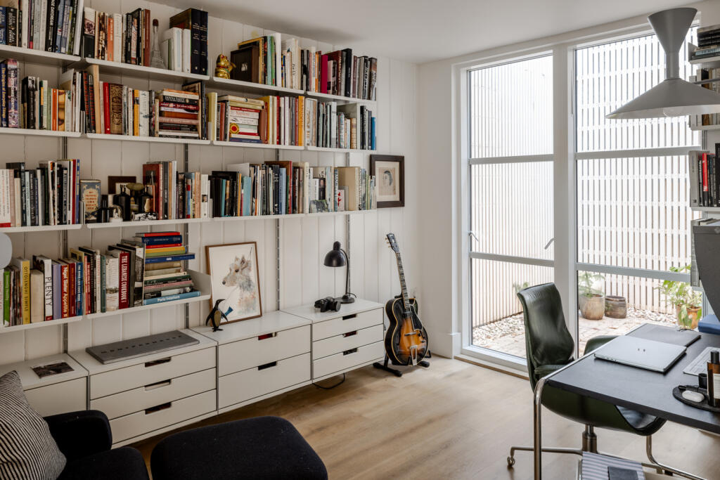 251319 - TMH_LESWIN-138.jpg