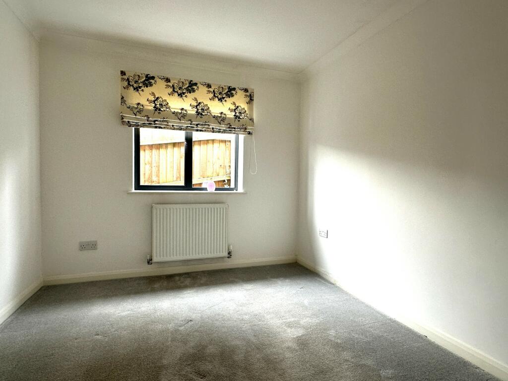 Bed 3.JPG